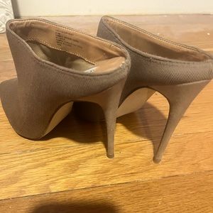 Steve Madden Stiletto pump mocha color